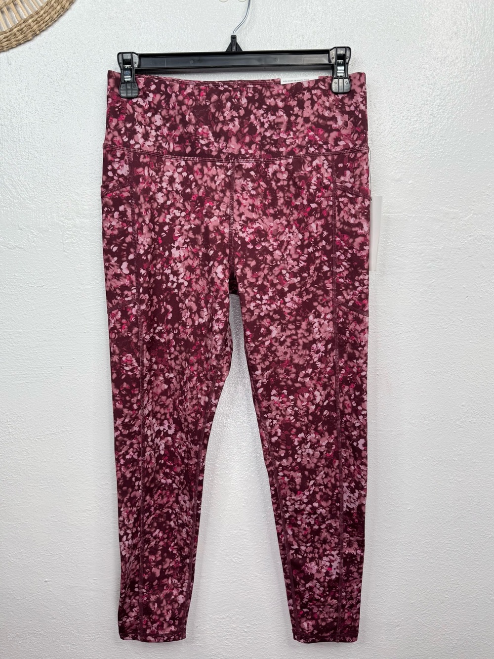 DKNY Sport Leggings Womens Size M High Waist 7/8 Floral Burgundy Pink